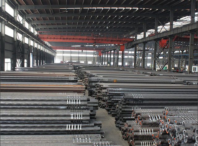 鋼管現貨室內庫存